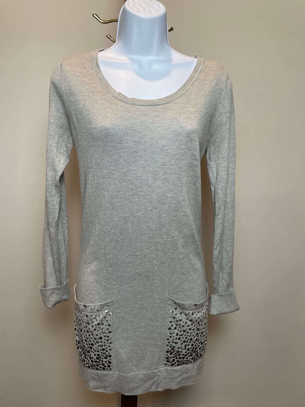 Hayden Gray Tunic Lightweight Silk‑Cashmere Sweater Beaded Detail Size M